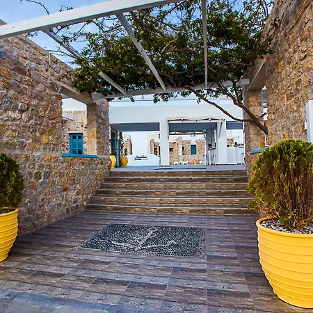 Nautilus Dome Fira (Santorini)