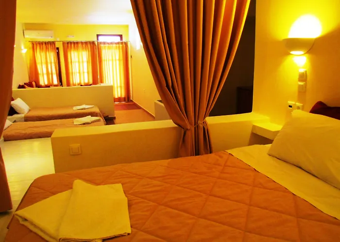 Hotell Nautilus Dome Fira (Santorini)