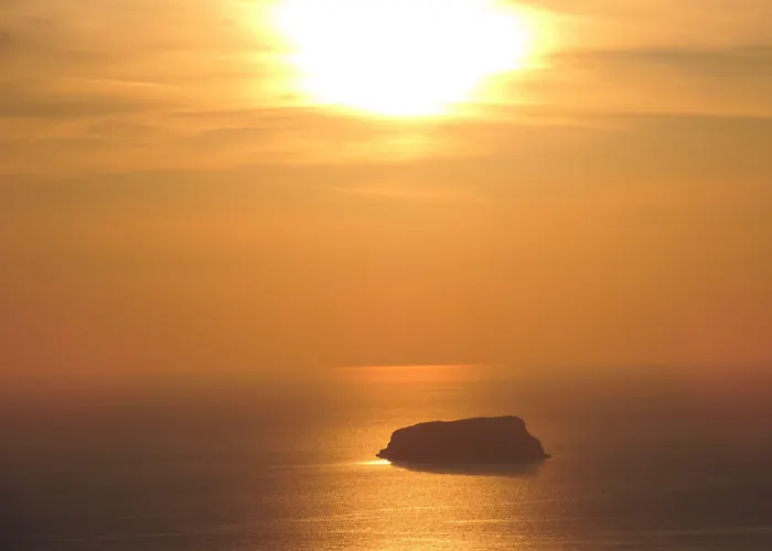 鹦鹉螺圆顶酒店 3*