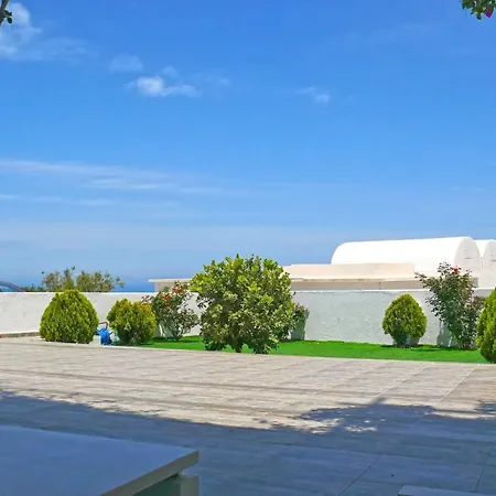 ホテル ノーチラス ドーム サントリーニ