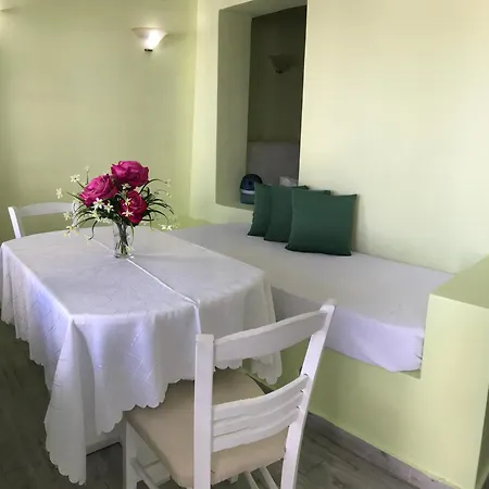 ノーチラス ドーム 3* サントリーニ