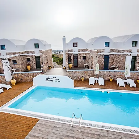 ホテル ノーチラス ドーム サントリーニ