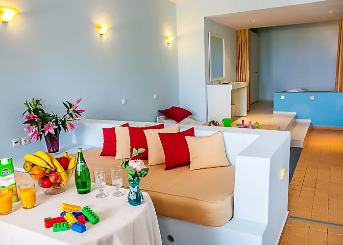 Nautilus Dome סנטוריני