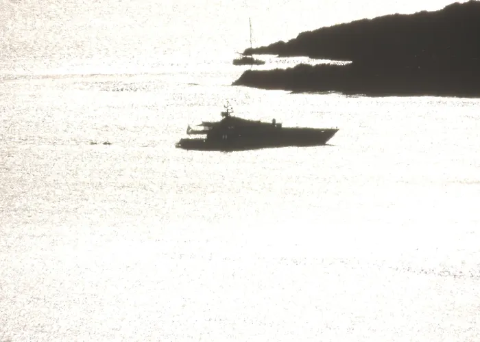 鹦鹉螺圆顶酒店 酒店 费拉