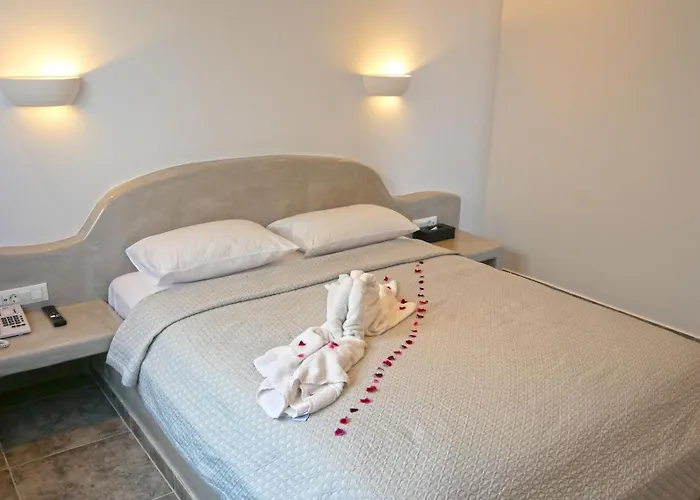 Nautilus Dome Hotel 3*